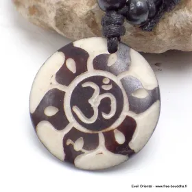 Collier tibétain gravé sur Os de buffle - Colliers tibétains et népalais