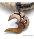 Collier tibétain sculpté main Om de buffle brun Bijoux tibetains bouddhistes OM2.1