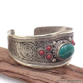 Bracelet tibétain Onyx vert pierres rouges Bracelets tibétains bouddhistes ref 7587.2