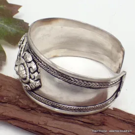 Bracelet tibetain bouddhiste Guru Rinpoché - Type manchette - Bracelets tibétains bouddhistes