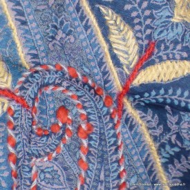 Châle laine brodée bleu parme Tous les pashminas HB1