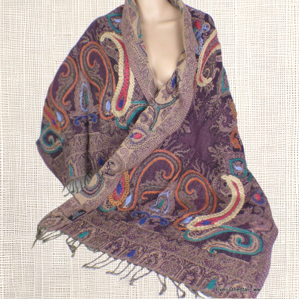 Châle laine brodée prune Tous les pashminas HB7