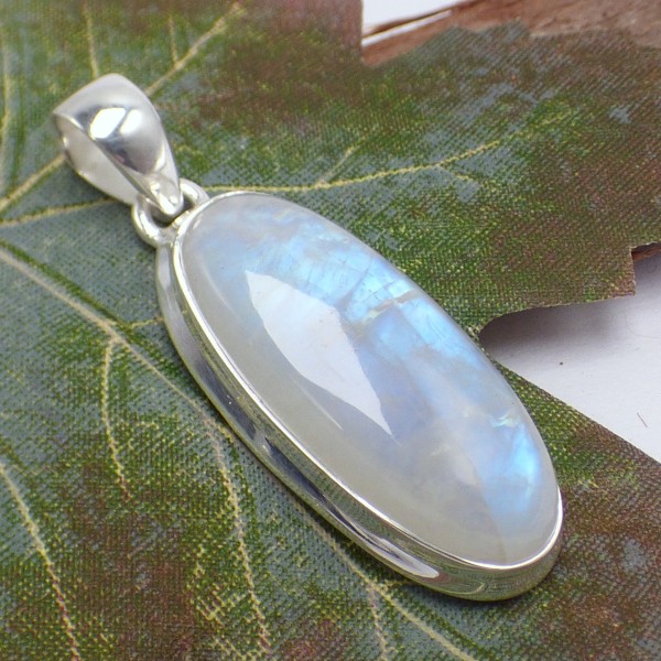 Pendentif Pierre de lune bleue oval allongé Bijoux en Pierre de lune CWA12.22