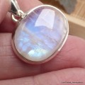 Pendentif oval Péristérite grade AAA Bijoux en Pierre de lune CWA12.24