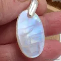 Pendentif Authentique Péristérite bleue jaune - Bijoux en Phosphosidérite