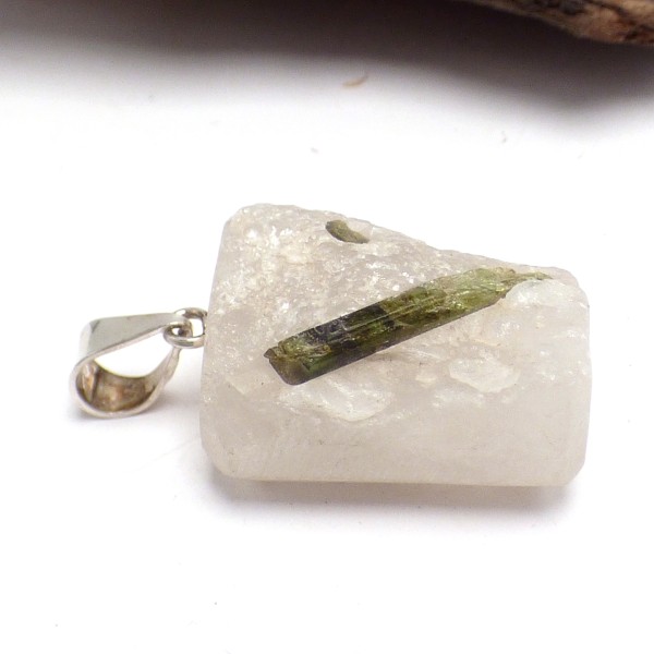 Pendentif rectangulaire véritable Emeraude sur Quartz Pendentifs pierres naturelles PU22.3