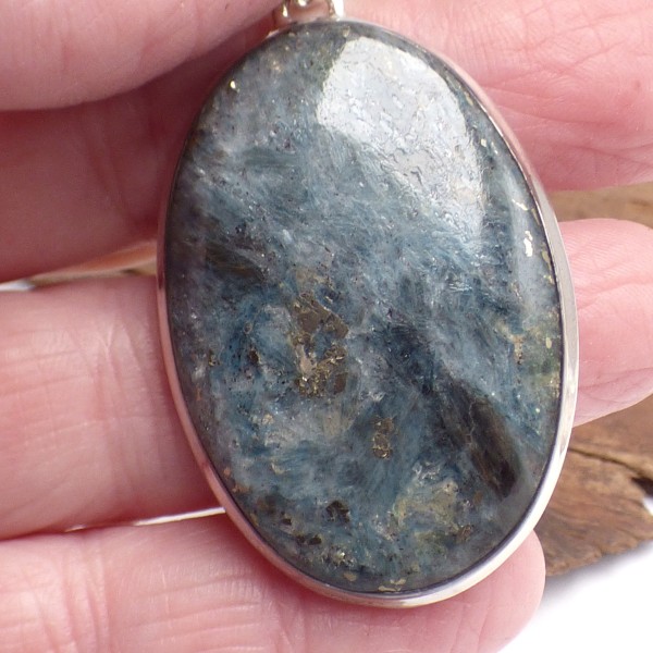Rare pendentif Pyrite sur Cyanite Pendentifs pierres naturelles LAM33