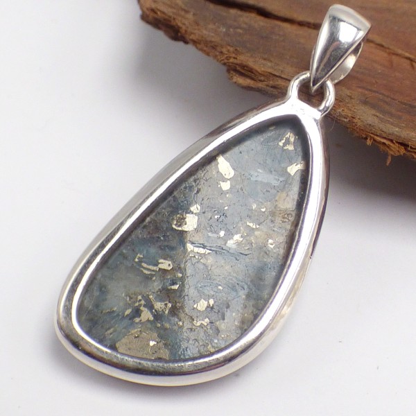 Rare pendentif Pyrite sur Cyanite aymétrique Pendentifs pierres naturelles LAM33.1
