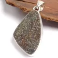 Bijou Pendentif Pyrite arc-en-ciel asymétrique - Bijoux en Pyrite arc-en-ciel