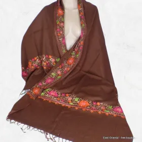 Châle marron en laine avec broderies et perles