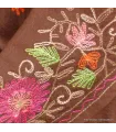 Châle marron en laine avec broderies et perles - Châles en laine faits main