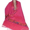 Châle pour femme rose Fuschia brodé fils - Châles en laine faits main