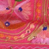 Grand châle en laine fuschia brodé perles Pashminas laine et broderies NCT19