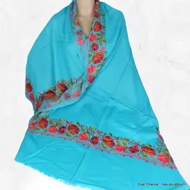 Châle turquoise en laine fine brodée