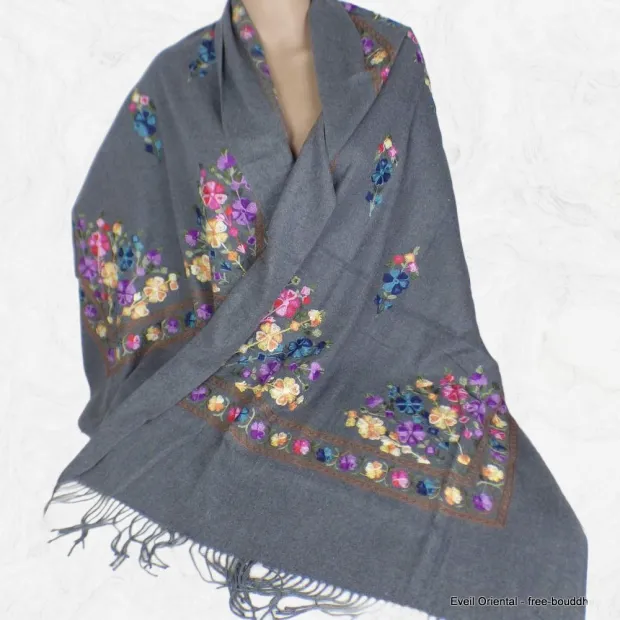 Châle femme Gris souris brodé fleurs - Châles en laine faits main