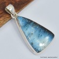 Pendentif Nakaurite Glaciérite triangulaire Pendentifs pierres naturelles SK3