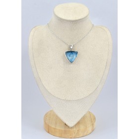 Pendentif triangulaire en Nakaurite Pendentifs pierres naturelles SK3.5