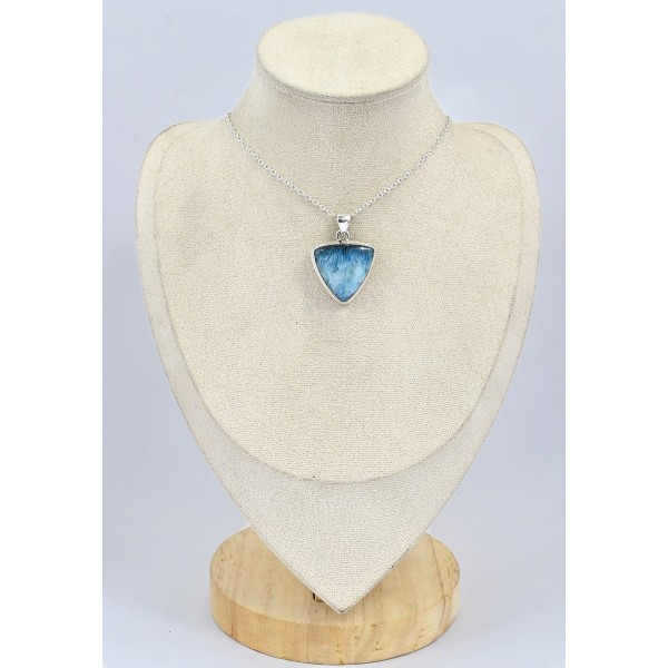 Pendentif triangulaire en Nakaurite Pendentifs pierres naturelles SK3.5
