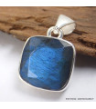 Petit pendentif carré Labradorite bleue Bijoux en Labradorite Bleue SK19.3