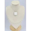 Pendentif Scolecite blanche brute carré - Bijoux en Scolecite