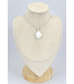 Pendentif en Scolecite blanche forme libre 