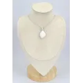 Pendentif en Scolecite blanche forme libre - Bijoux en Scolecite