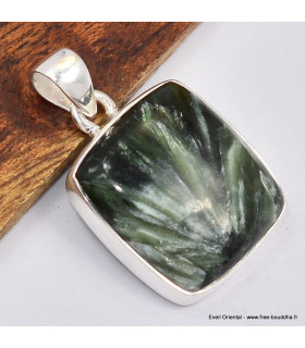 Pendentif carré en Séraphinite