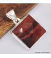 Pendentif carré en Oeil de Tigre rouge facetté 