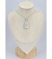 Pendentif triangulaire en Sélénite 