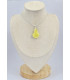Pendentif Brucite jaune forme libre