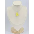 Pendentif en Brucite jaune brute - Bijoux en Brucite