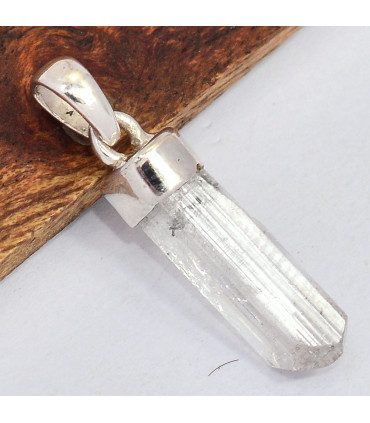 Pendentif Danburite brute forme libre 2 