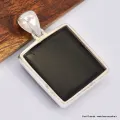Gros pendentif carré en Onyx noir - Bijoux en Onyx noir