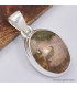 Petit Pendentif oval en bois pétrifié 