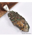 Pendentif Acatamite brute sur roche-mère 