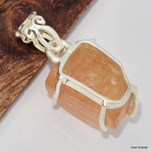 Pendentif authentique Topaze impériale détail bélière 