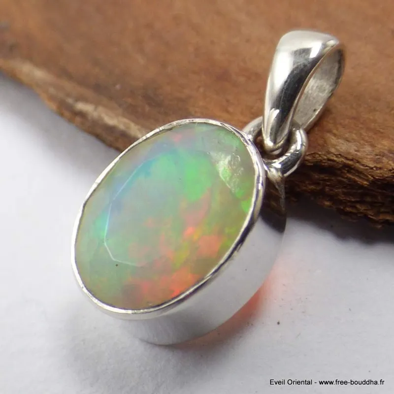 Pendentif oval Opale Welo facettée - Bijoux en Opale Ethiopienne