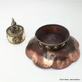 Porte-encens tibétain Lotus et Bouddha cuivre vieilli - Porte-encens tibétains