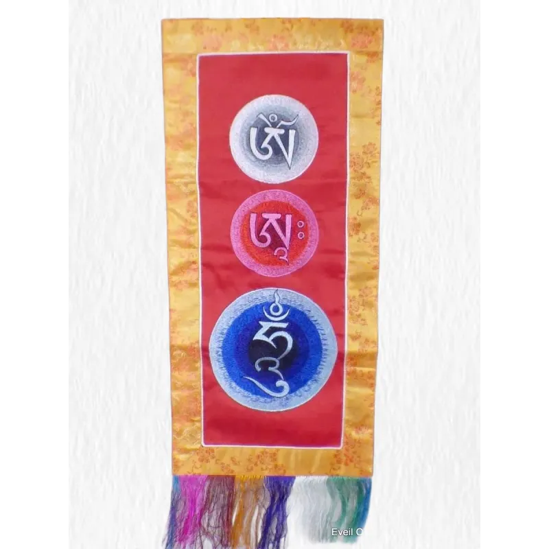 Tenture bouddhiste Om Ah Hung rouge - Tentures bouddhistes