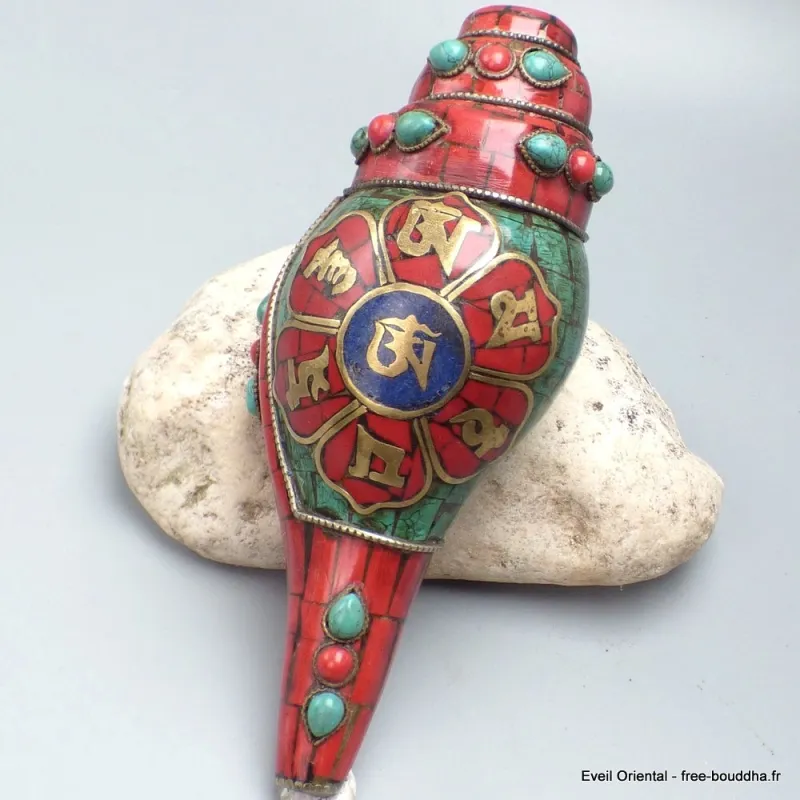Conque tibétaine sertie de pierres - Conque tibétaine
