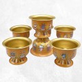 Bols d’offrandes bouddhistes en métal décoré 10 cm lot de 7 Népal