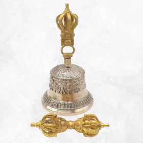 Cloche tibétaine pour cérémonie bouddhiste 19 cm - Objets rituels bouddhistes
