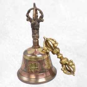 Cloche tibétaine et dorjé patine cuivre 15 cm