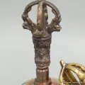 Cloche tibétaine et dorjé patine cuivre 15 cm - Cloche tibétaine et dorjé tibétain