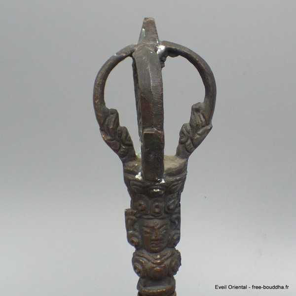 Grosse cloche tibétaine de cérémonie 21 cm bronze cuivre Objets rituels bouddhistes DOVAJ23