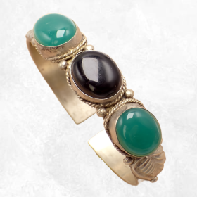 Bracelet tibétain Onyx noir et 2 onyx verts
