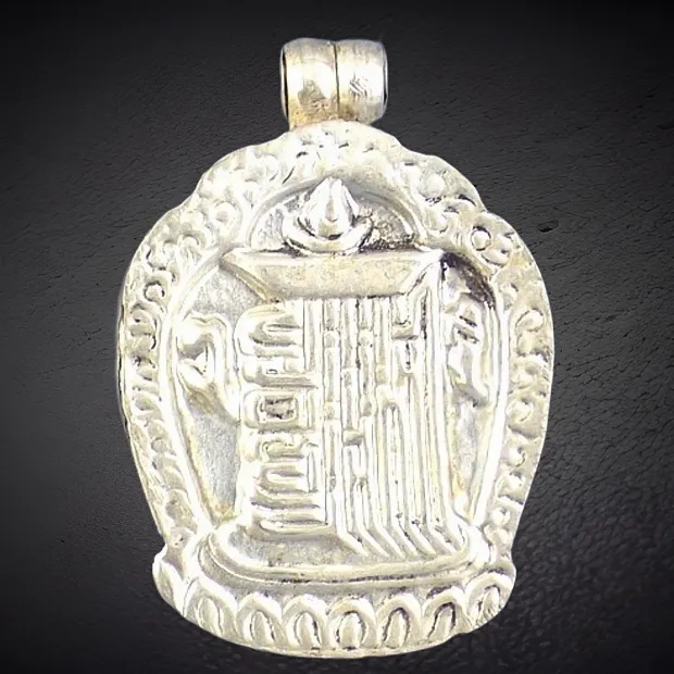 Pendentif tibétain Kalachakra métal blanc - Pendentifs tibétains bouddhistes