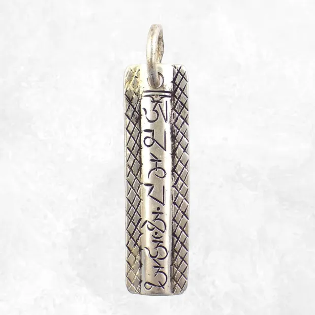 Pendentif bouddhiste Mantra de Chenrezi en métal blanc - Pendentifs tibétains bouddhistes