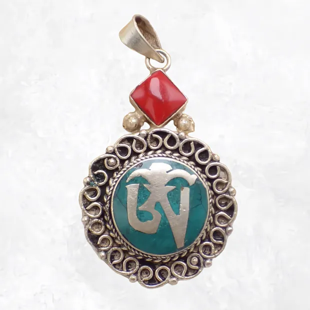 Bijou tibétain pendentif Om pierre fantaisie - Pendentifs tibétains bouddhistes