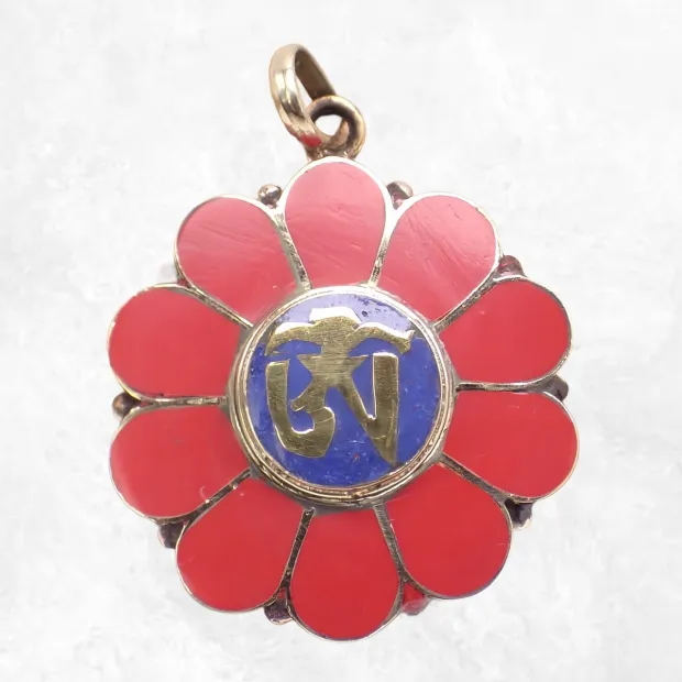 Bijou tibétain fleur imitation corail - Pendentifs tibétains bouddhistes